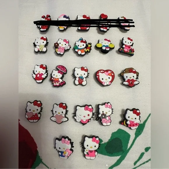COPY - Hello kitty croc charms 2/10 - Picture 2 of 4